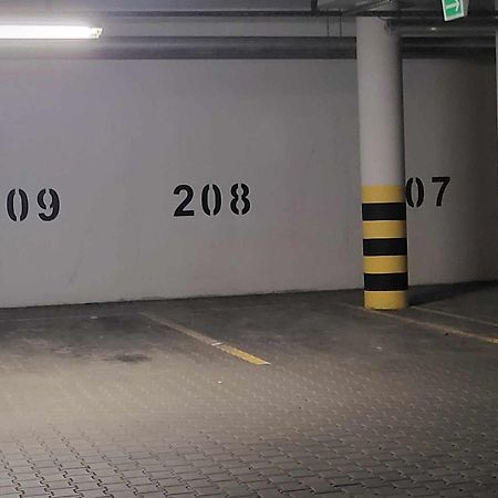 Apartament Em Klimatyzacja&Parking 热舒夫 外观 照片
