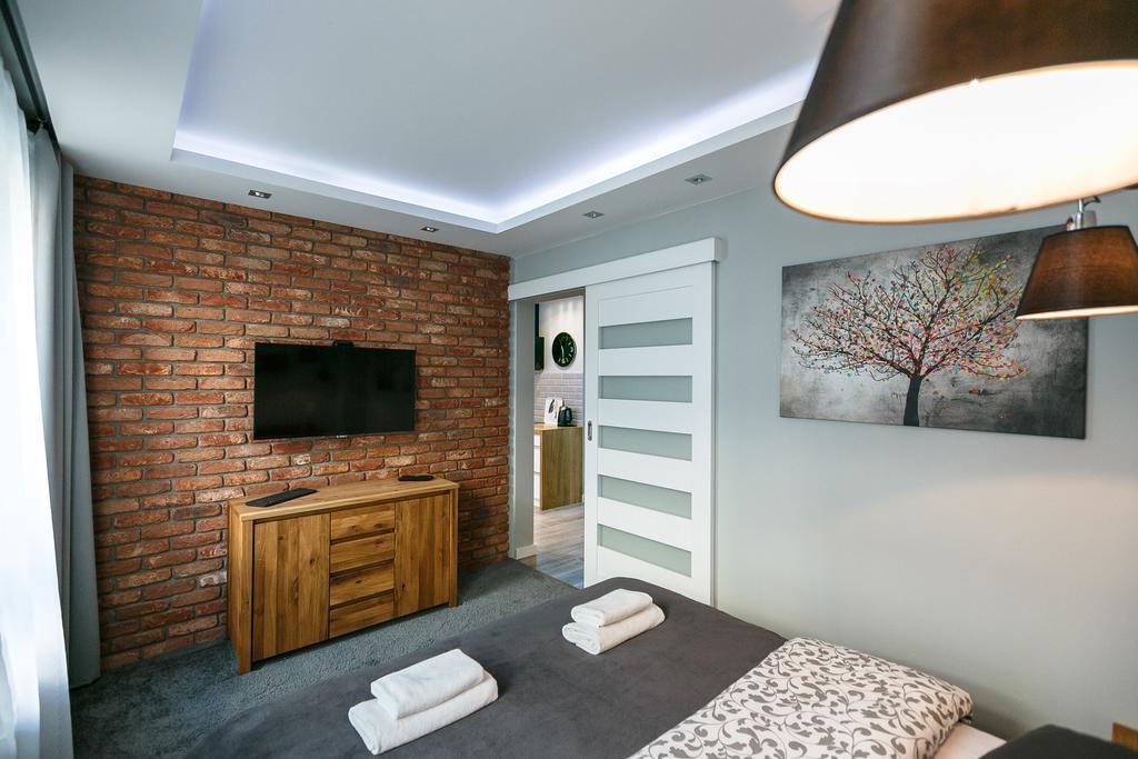 Apartament Em Klimatyzacja&Parking 热舒夫 外观 照片