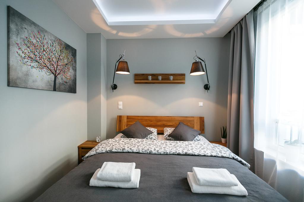 Apartament Em Klimatyzacja&Parking 热舒夫 外观 照片