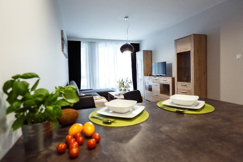 Apartament Em Klimatyzacja&Parking 热舒夫 外观 照片